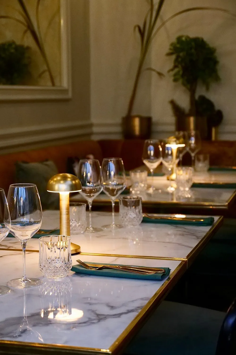 Salle chaleureuse du restaurant Le Flore à Metz
